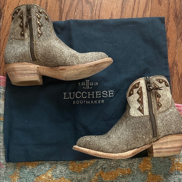 Lucchese Women’s Demi GY7522.V4 Hair-On Calf Short Western Boots – Size 6 B - Picture 3 of 7